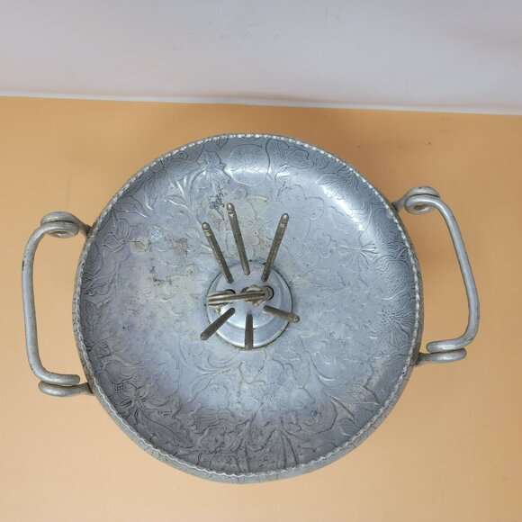 Unique Embossed Aluminum Nut Bowl And Tools Embossed Botanical - 1960's - Picture 5 of 10